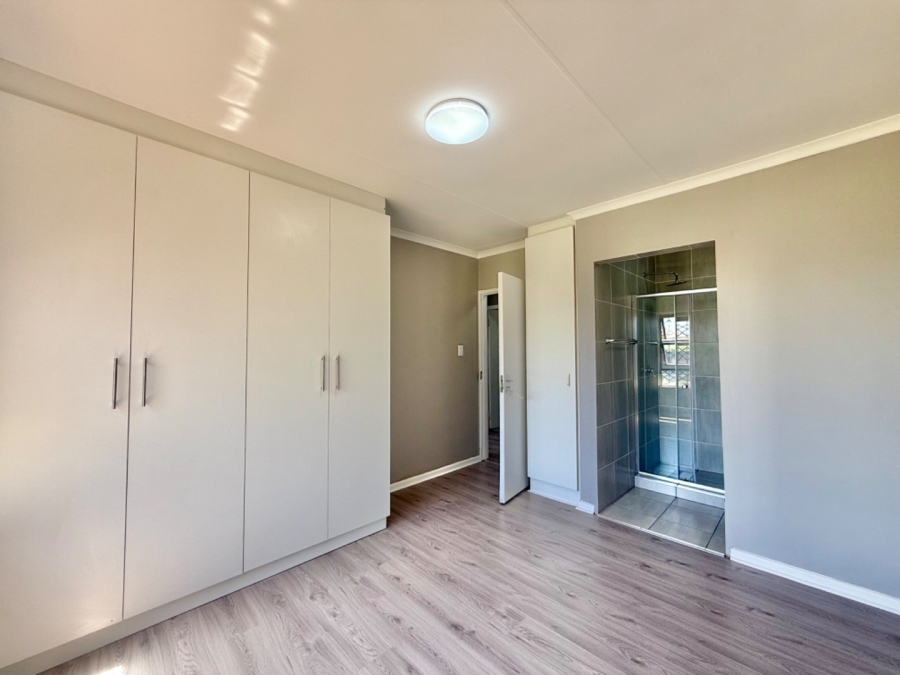 4 Bedroom Property for Sale in Bluewater Bay Eastern Cape